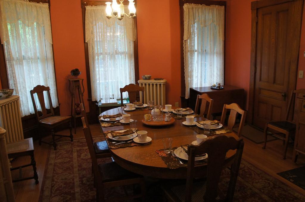 Maplecroft Bed & Breakfast Barre Экстерьер фото